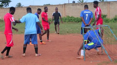 FOOTBALL2